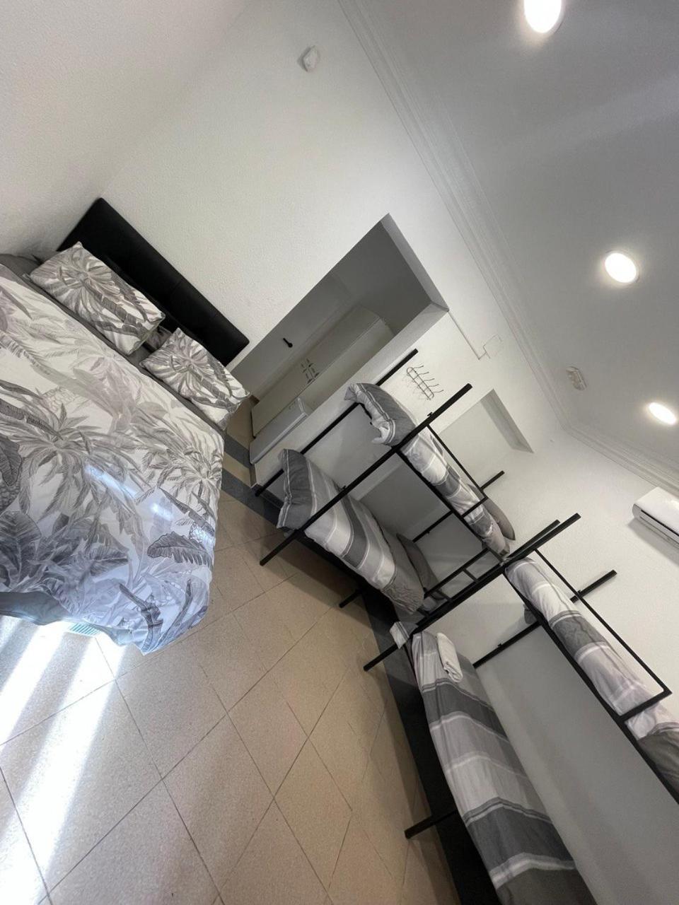 Parsa Residencial House Hotel Madrid Ngoại thất bức ảnh